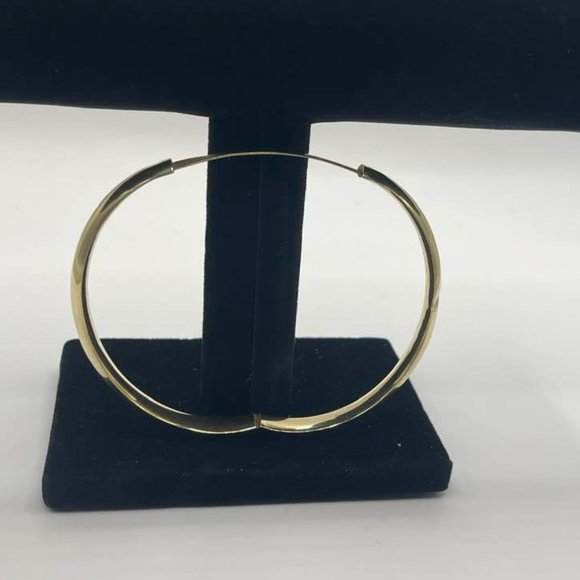 Eternalgold 14K Yellow Gold Oval Bangle Bracelet - Women - medium-large - Picture 8 of 16